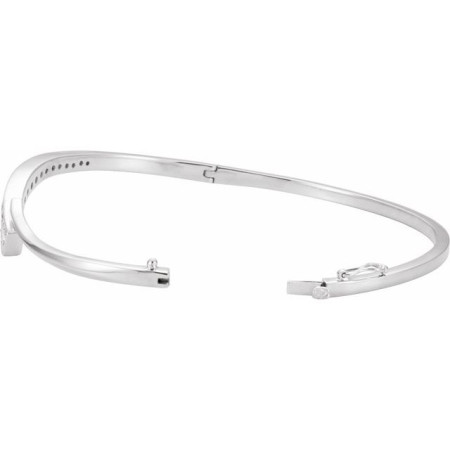 14K White Gold 3/4 CTW Natural Diamond Journey Bangle 6 1/2in Bracelet