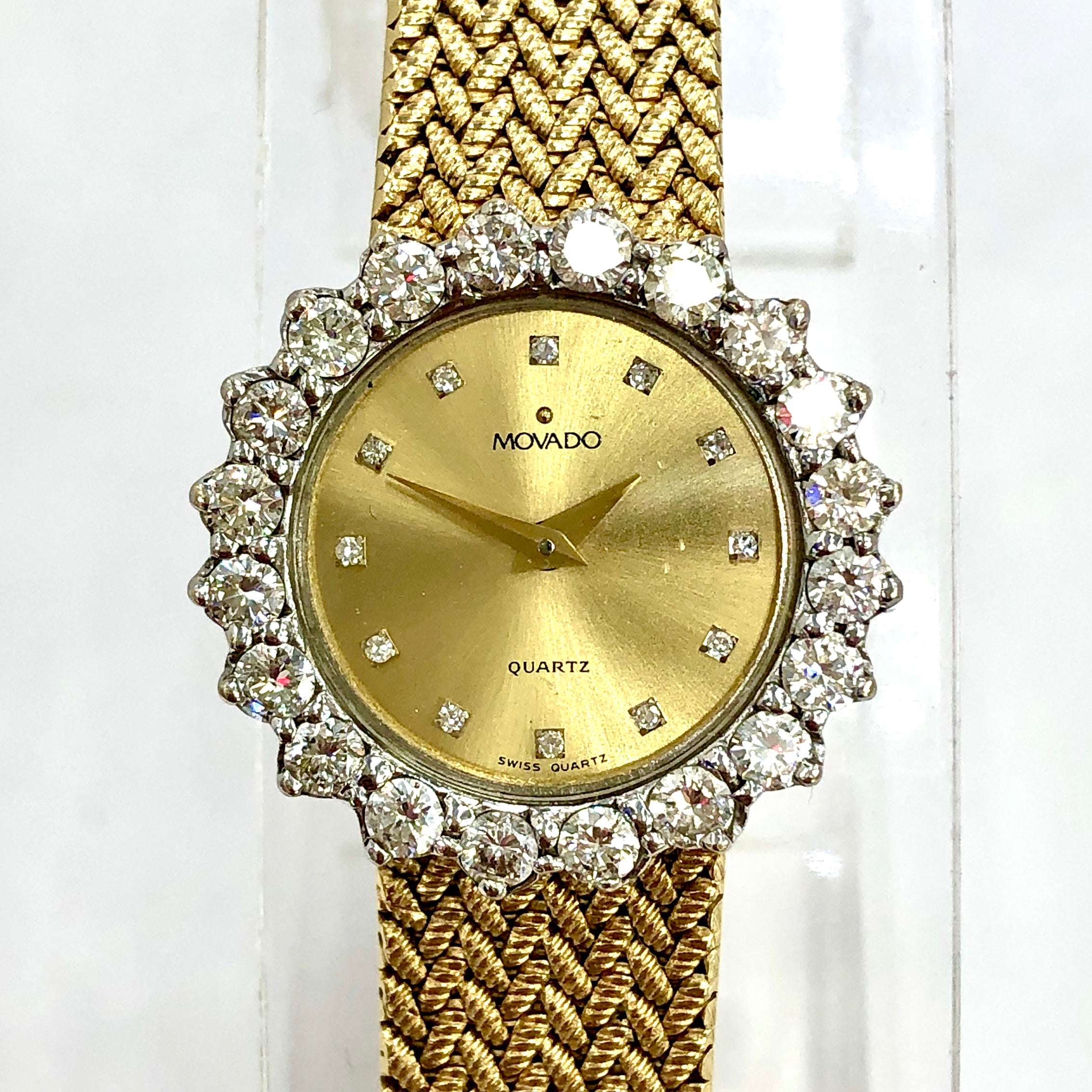 Movado Women display picture 2